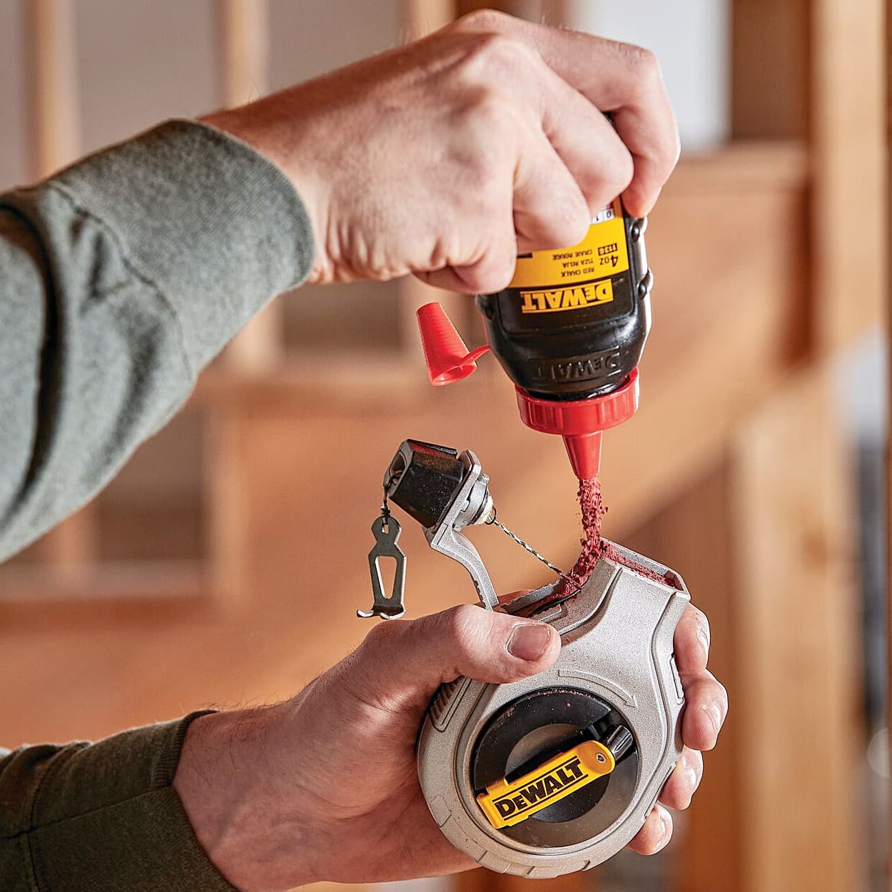 Dewalt 30 Mtr Chalk Reel with Red Chalk, DWHT47408-0