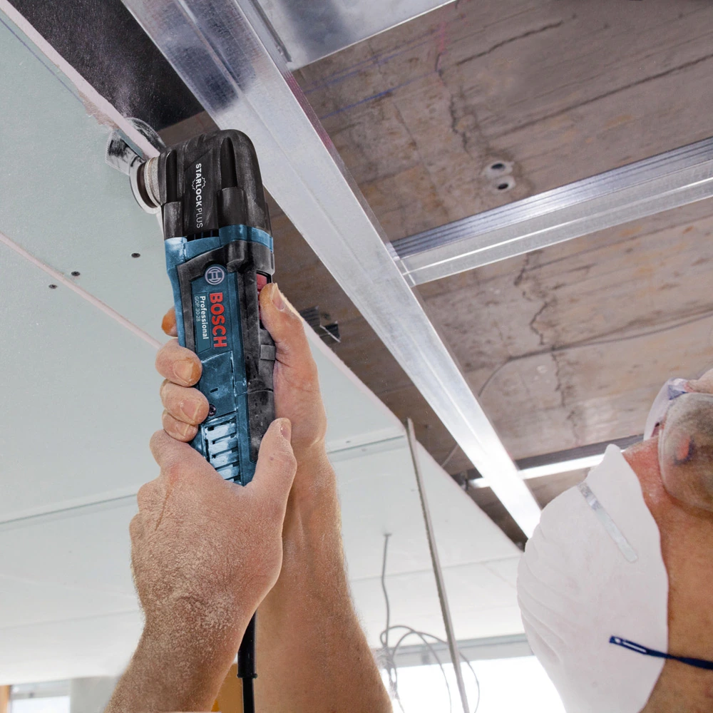 Bosch 300W Professional Multi-Cutter, GOP 30-28