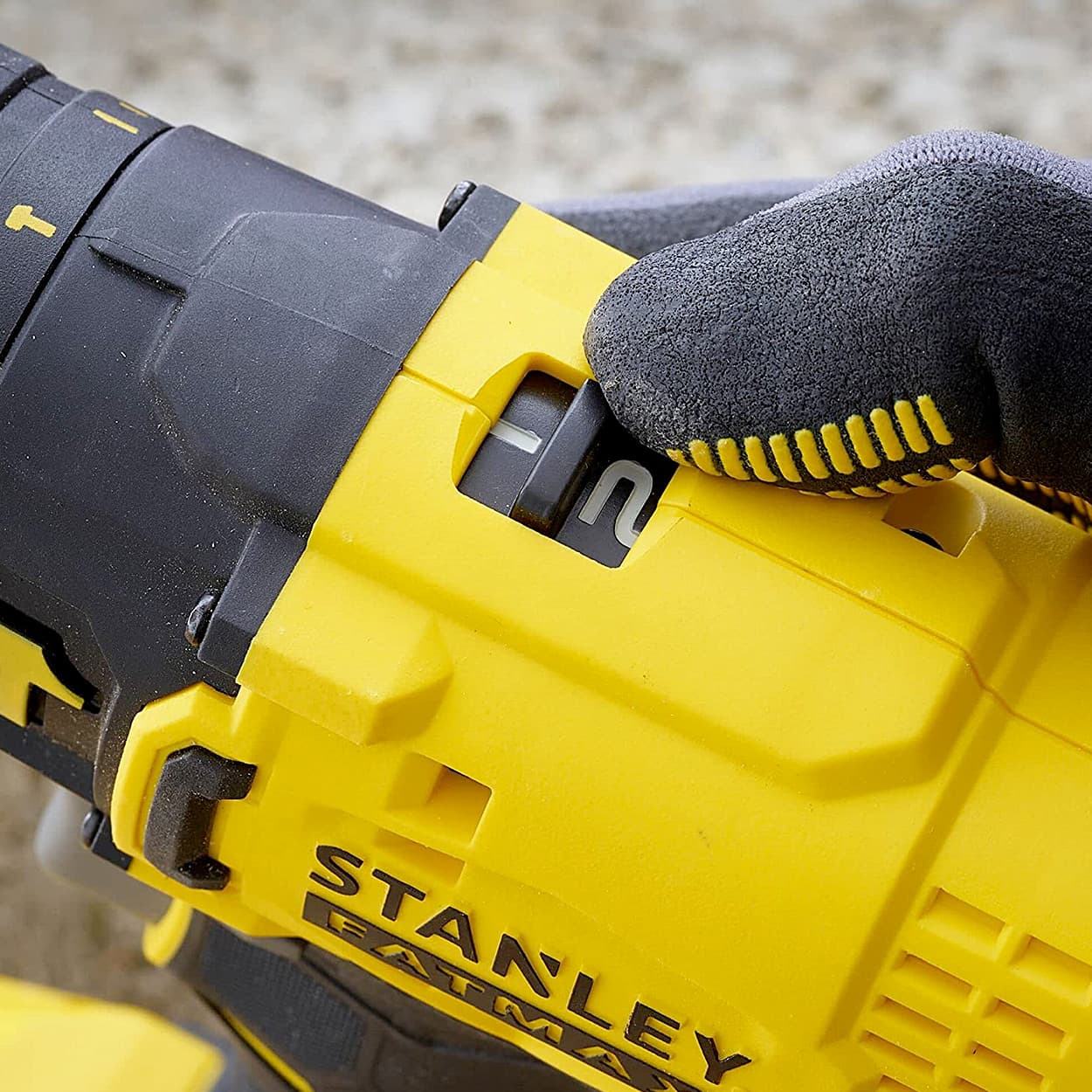 Stanley 20V / 2.0 Ah / 13 mm Cordless Brushed Hammer Drill With 100 Pcs Accessories Kit (2 Batteries & Charger Included) (FATMAX), SCD711D2KA