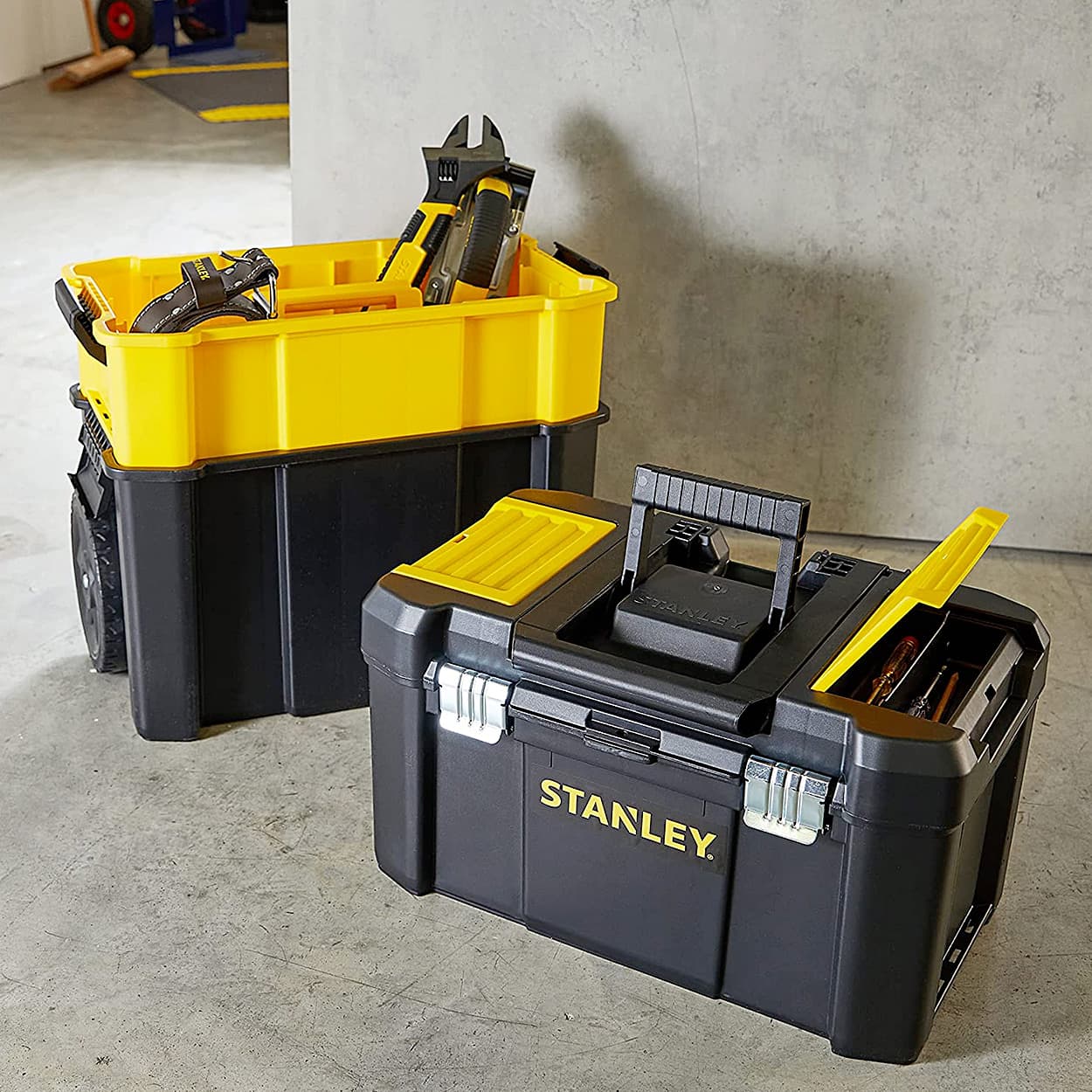 Stanley 3 IN 1 Essential Rolling Workshop With Metal Latches, STST1-80151