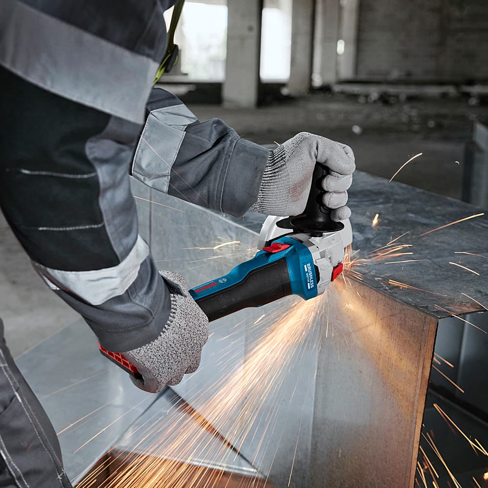 Bosch 100 mm / 4 inch 18V Professional Cordless Angle Grinder (Bare Tool), GWS 18V-8