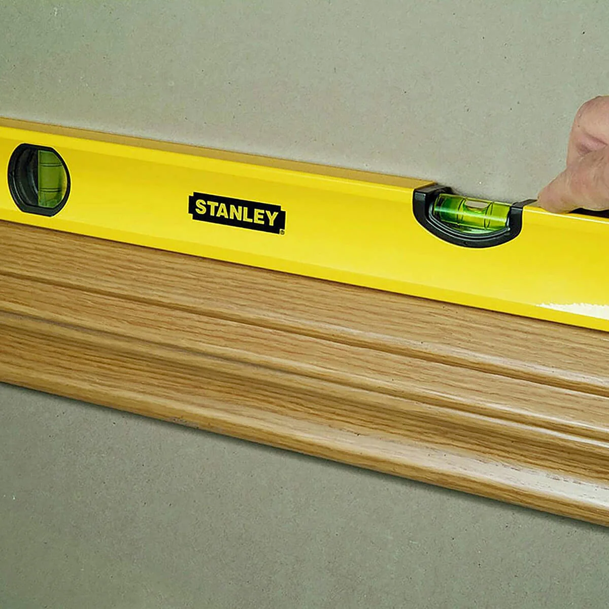 Stanley 60 cm Classic Aluminium Box Level, STHT43103-812