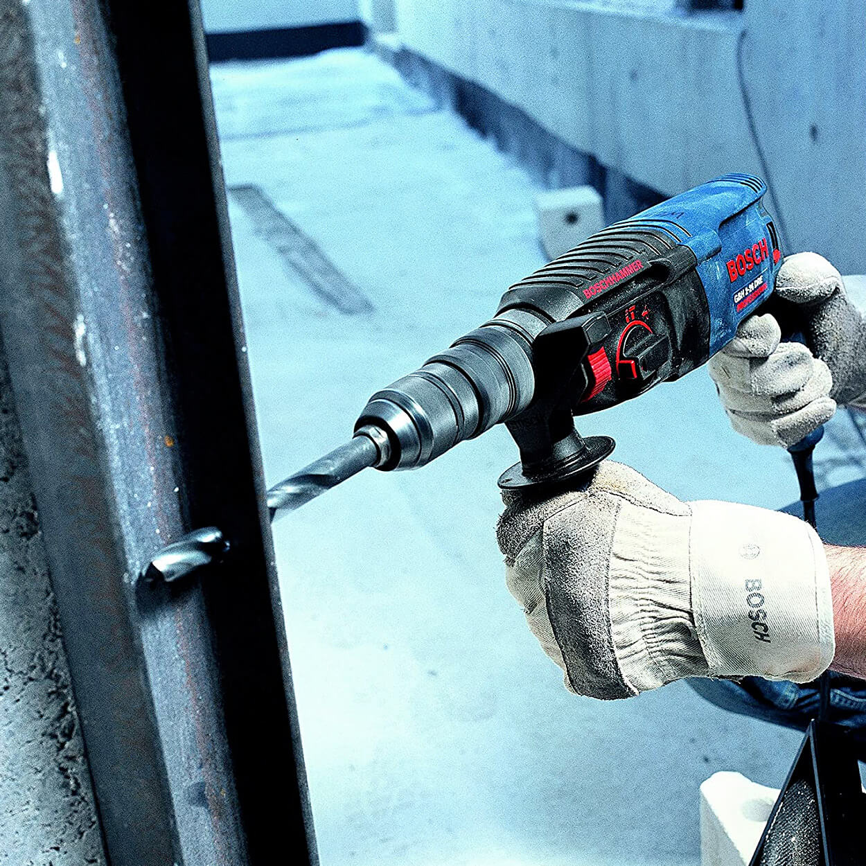 Bosch 800W Professional Rotary Hammer with SDS Plus, GBH 2-26 RE