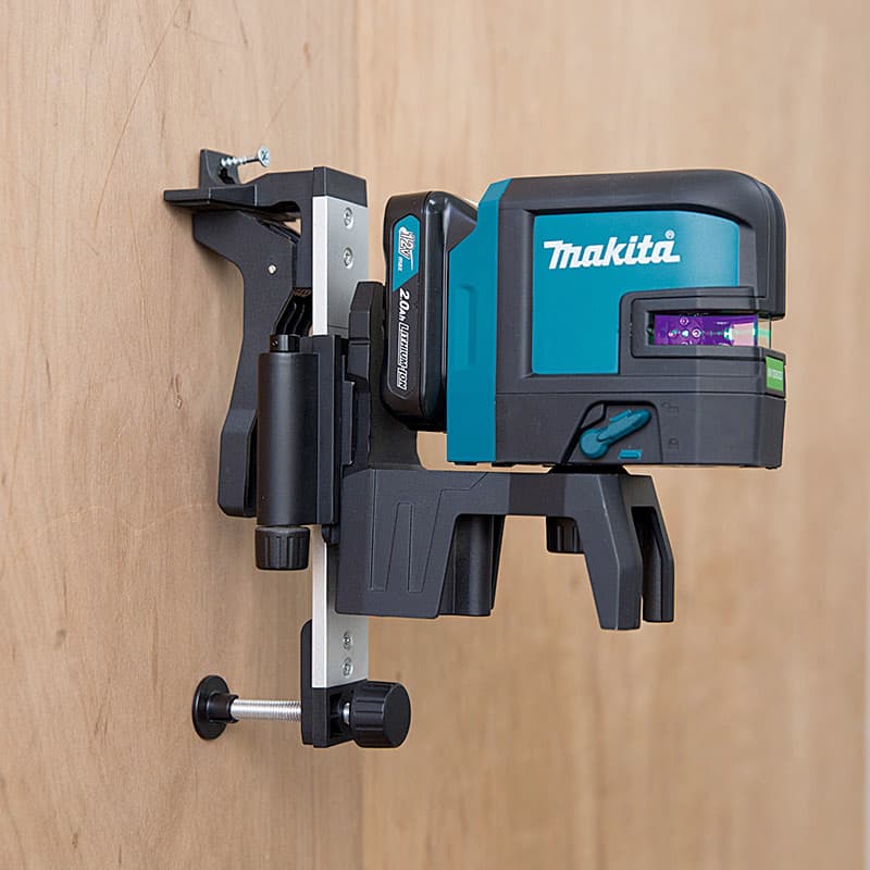 Makita 12V max CXT Li-Ion Rechargeable Green 4-Point Cross Line Laser (Bare Tool), SK106GDZ
