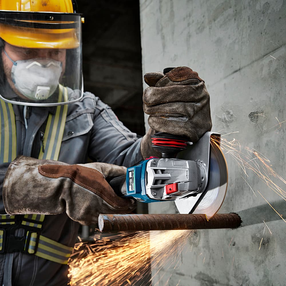 Bosch 125 mm / 5 inch 18V Professional Cordless Angle Grinder (Bare Tool), GWS 18V-15 S