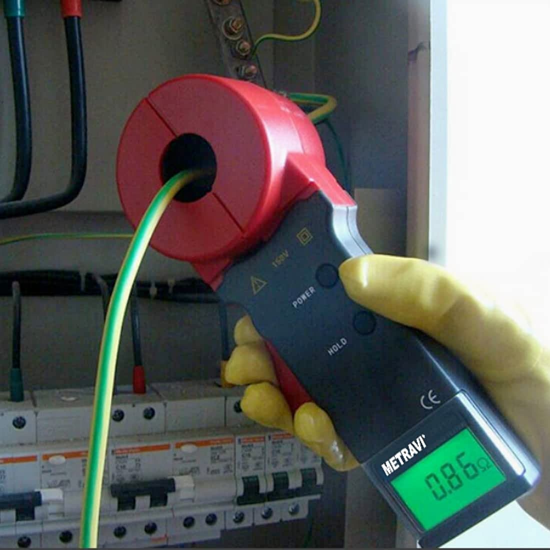 Metravi 4 Digits / 0.01Ohm - 1500Ohm Resistance Range Clamp On Ground Resistance Tester With Round Jaw, CET-01