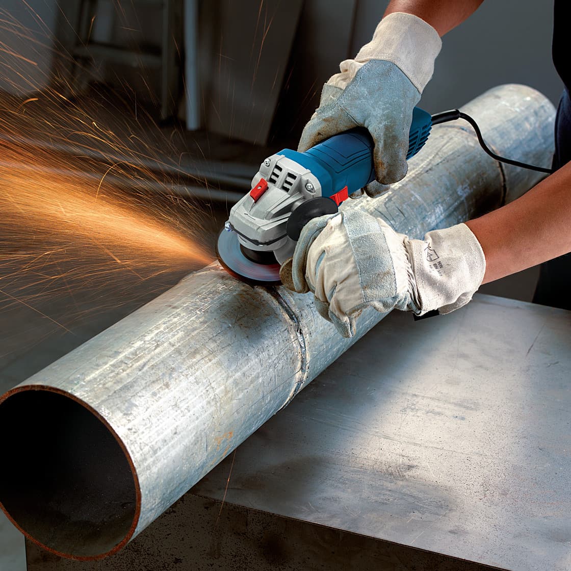 Bosch 100 mm / 4 inch 750W Professional Angle Grinder, GWS 700-100