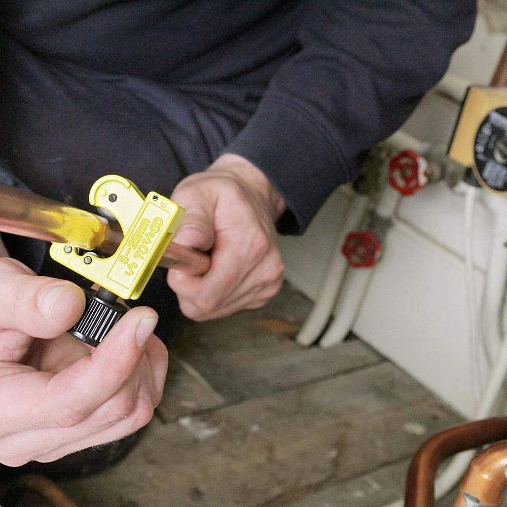 Stanley 3 mm - 22 mm Adjustable Pipe Cutter, 0-70-447