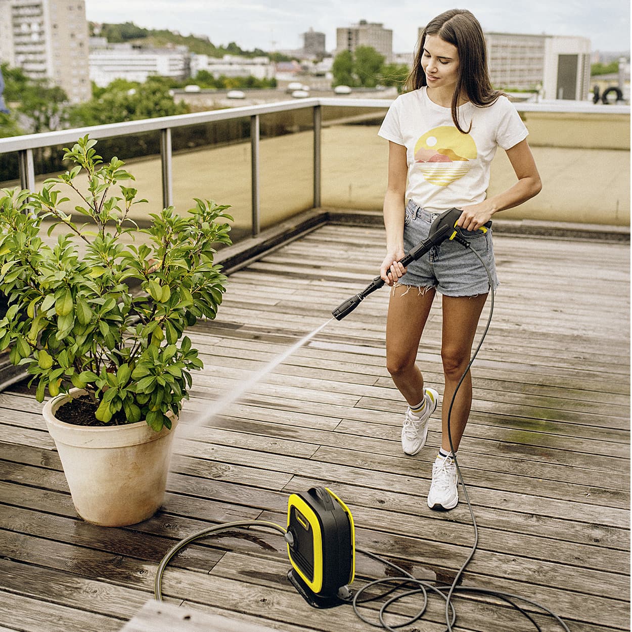Karcher 110 Bar, 360 L/hr K Mini Portable Pressure Washer, 1.600-051.0