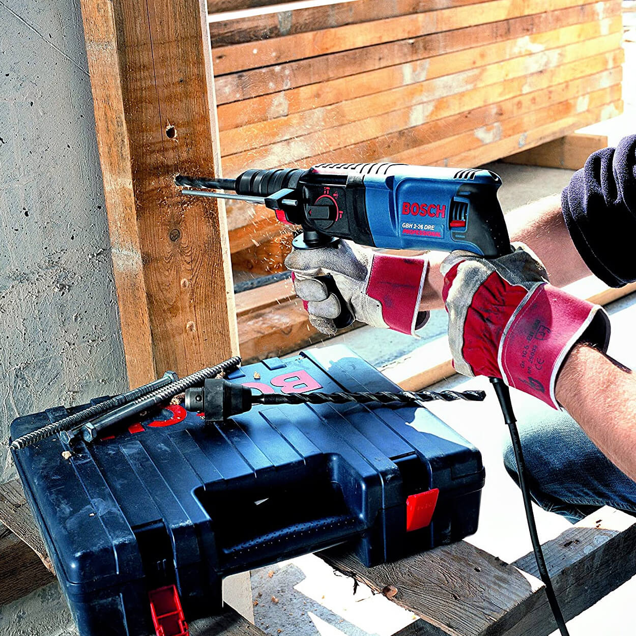 Bosch 800W Professional Rotary Hammer with SDS Plus, GBH 2-26 RE