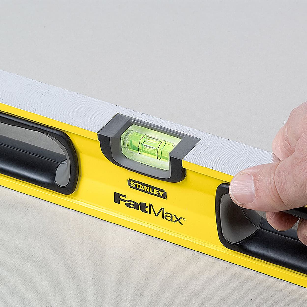 Stanley 180 cm / 3 Vials FatMax Non-Magnetic Box Level, 1-43-572