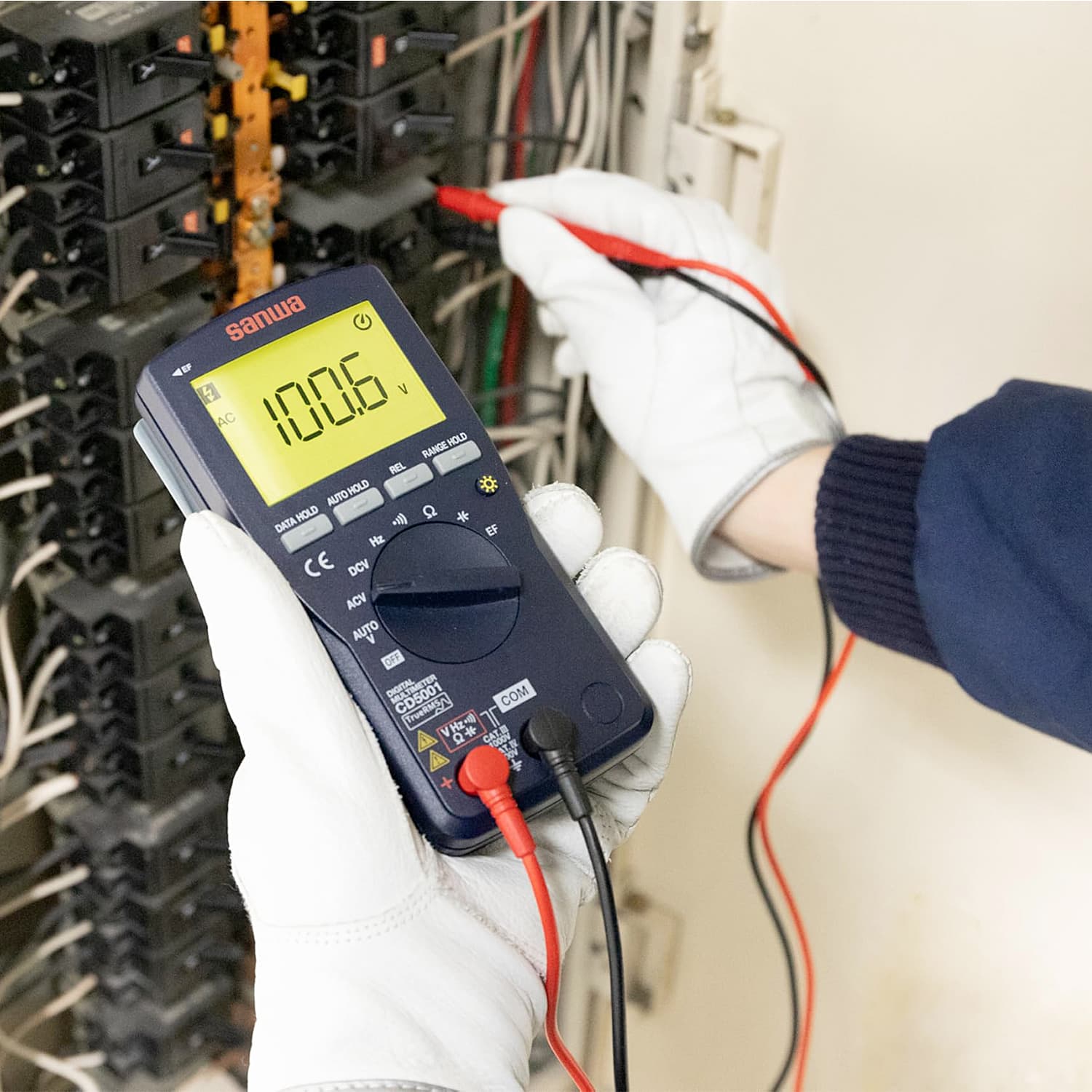 Sanwa 4 Digit / 9999 Count TRMS Digital Multimeter, CD5001