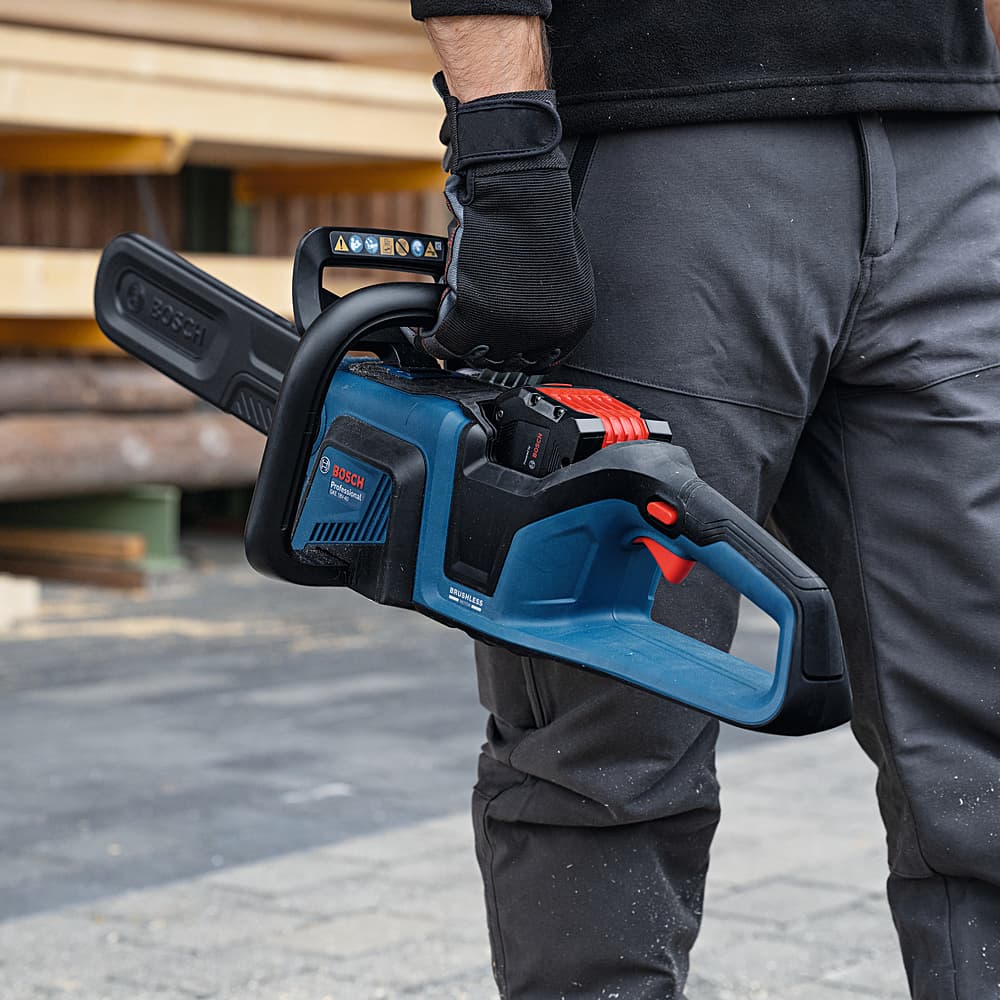 Bosch 18V Professional Cordless Chainsaw (Bare Tool), GKE 18V-40