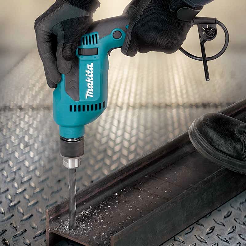 Makita 13 mm (1/2") 630 W Variable Speed Reversing Drill with Keyed Chuck, DP4020