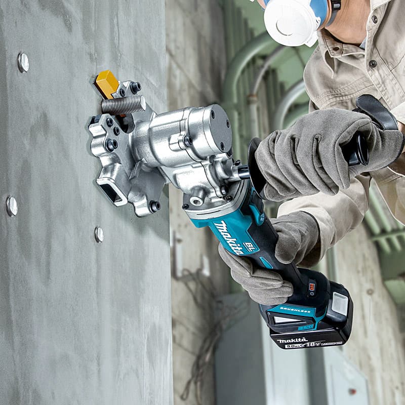 Makita 18V LXT BL 25 mm (1") Cordless Steel Rod Cutter with Rapid Charger & 1 Pcs 5.0Ah Battery, DSC251RT