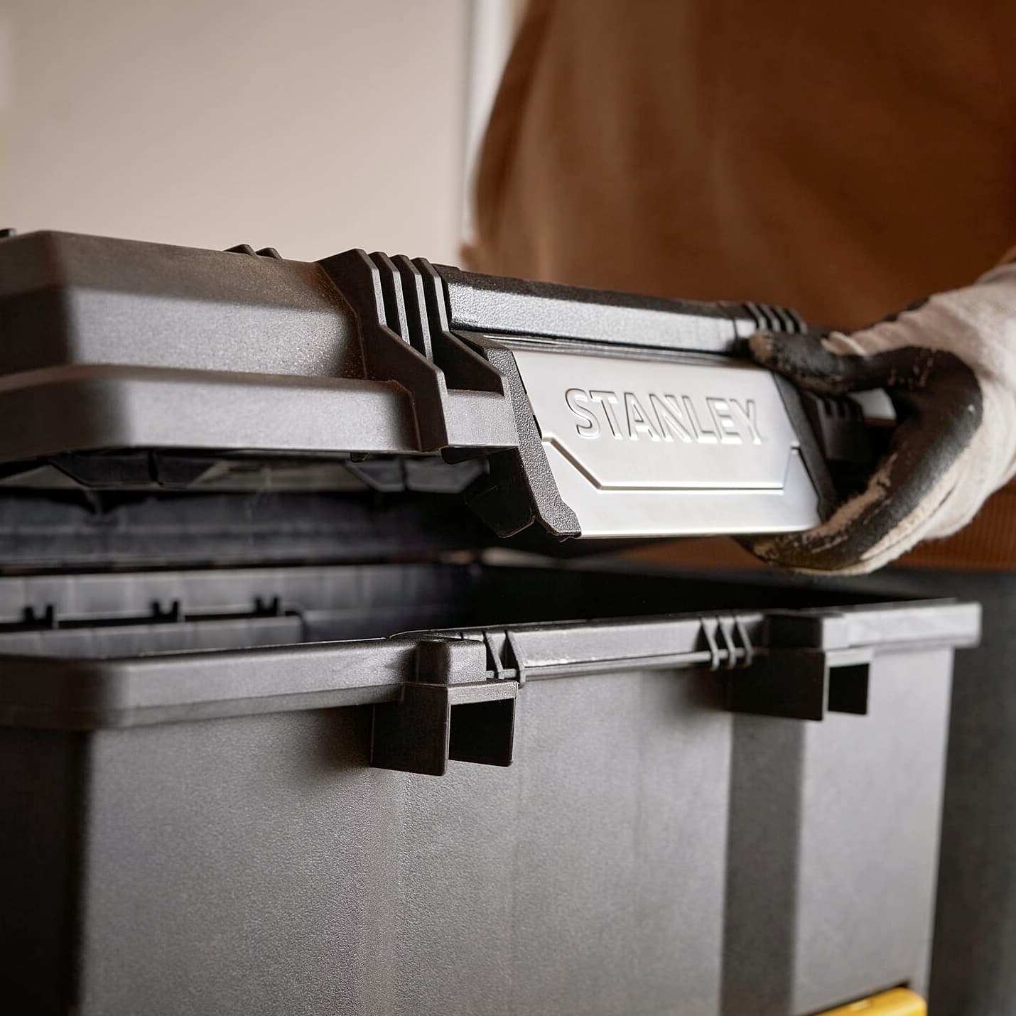 Stanley 5 in 1 Pro One Touch Modular Rolling Workshop, 1-79-206