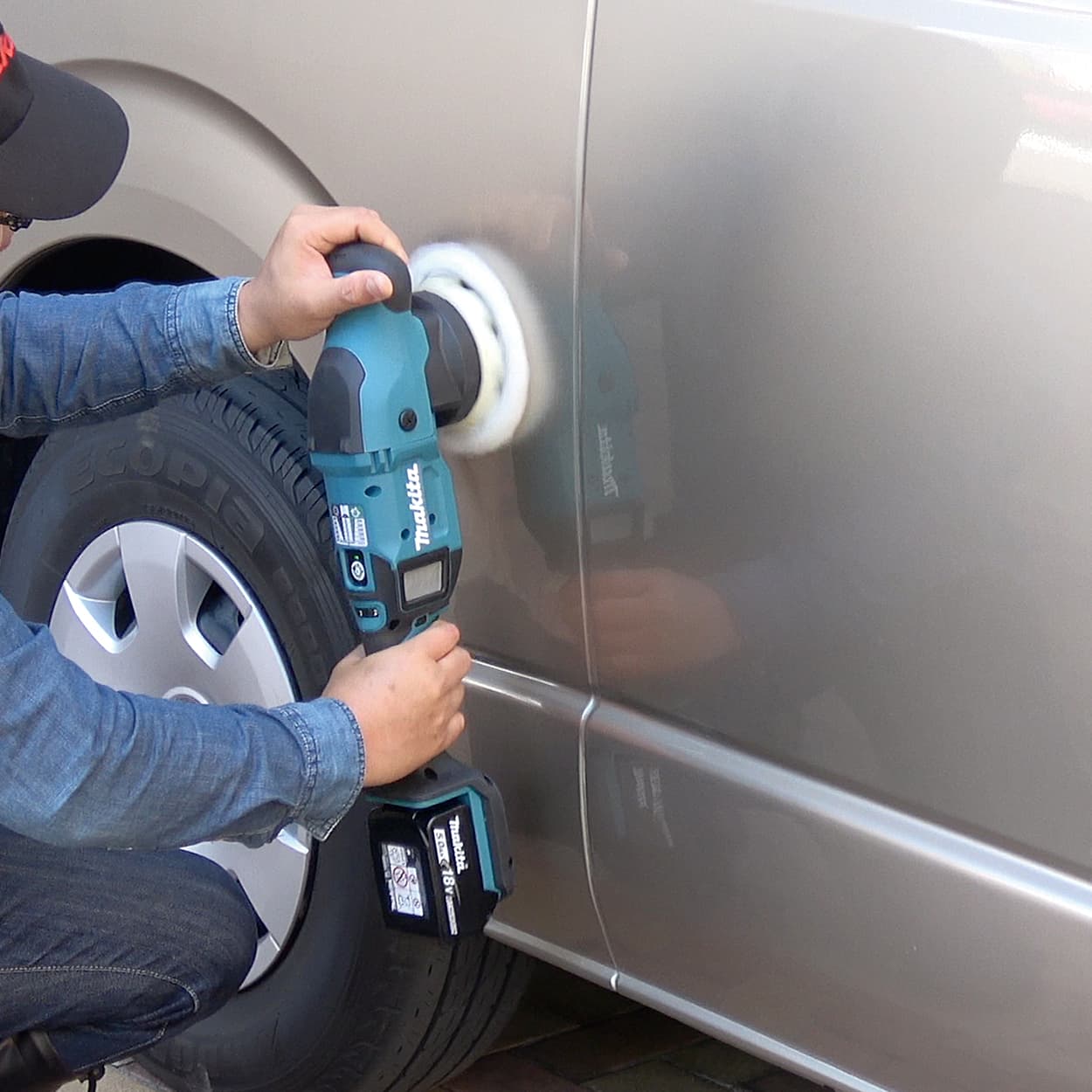 Makita 18V LXT BL 125 mm (5") Cordless Random Orbit Polisher (Bare Tool), DPO500Z