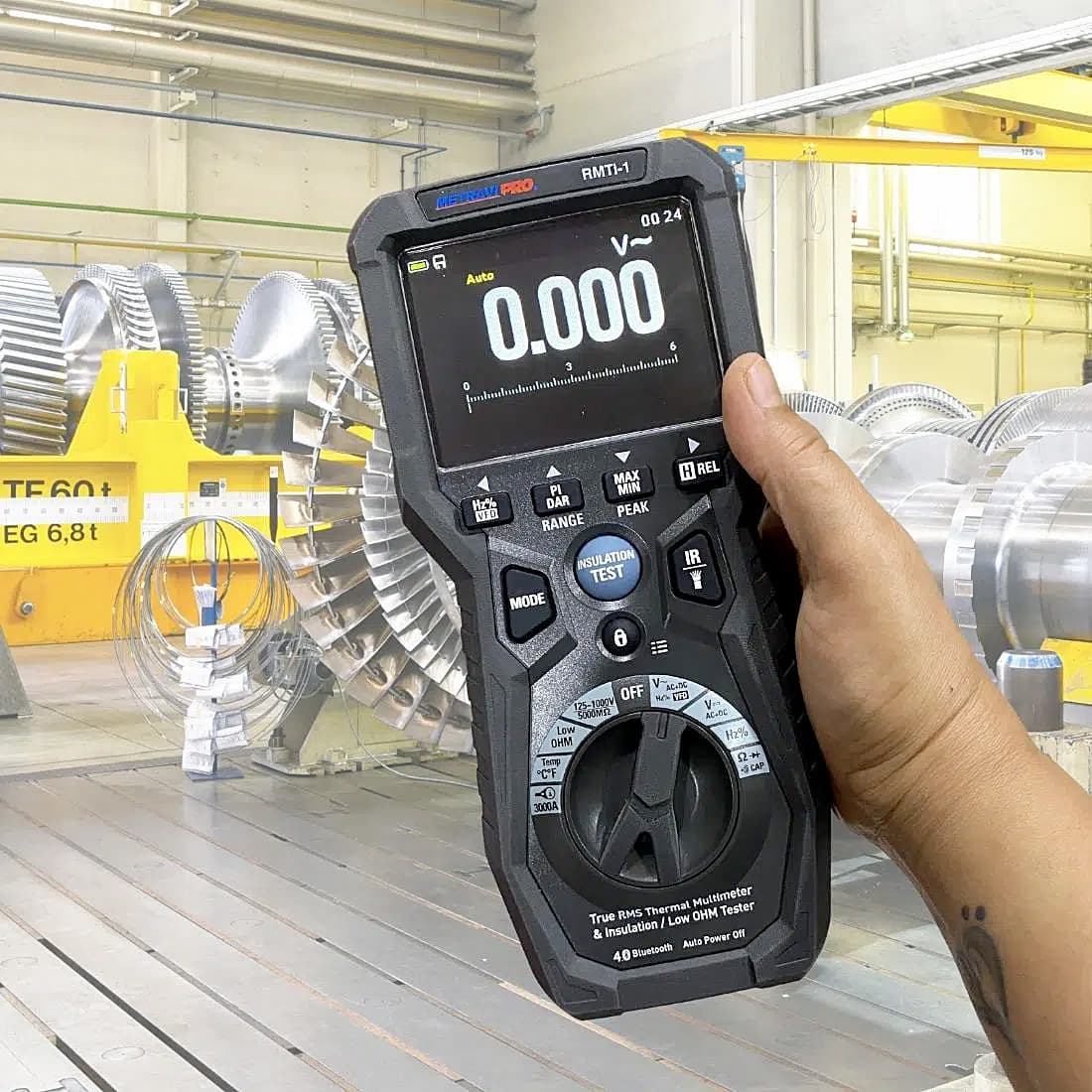 Metravi 1000V / 2000 Ohms Pro Rotating Machine Tester With Built-In Thermal lmager, T-RMS Multimeter, Data logger, RMTi-1