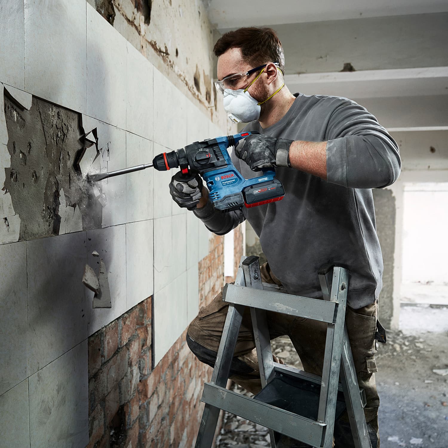 Bosch 18V Professional Cordless Rotary Hammer with ONECHUCK (Bare Tool), GBH 18V-22 X