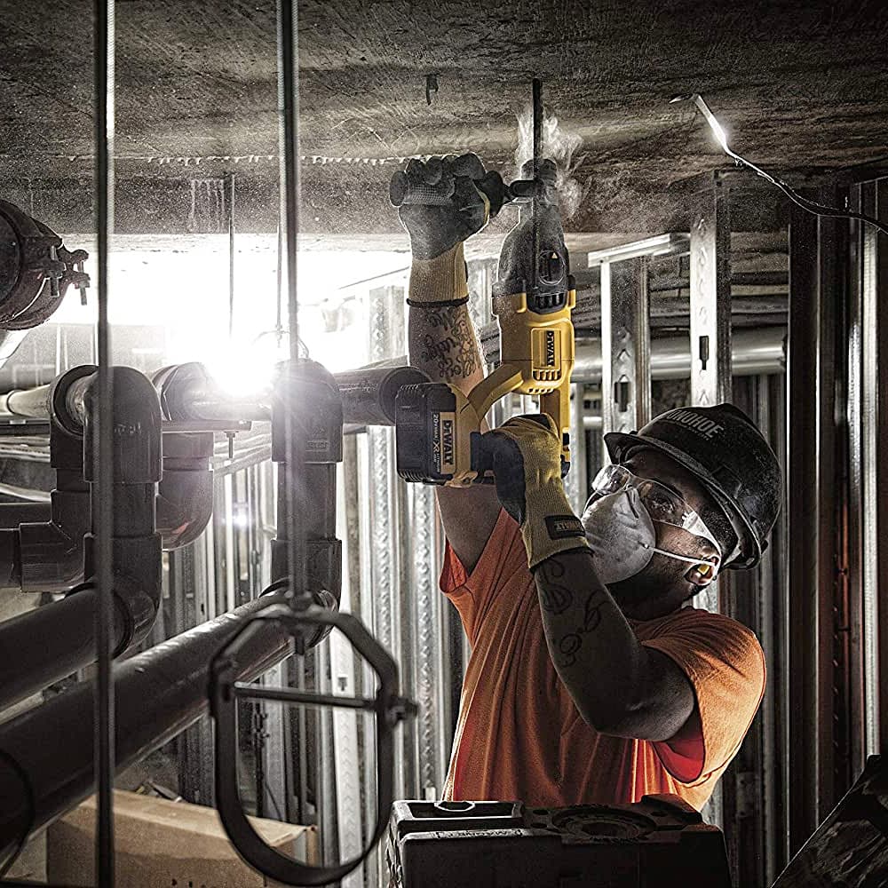 Dewalt 18V Li-ion 26mm SDS-Plus 3-Mode Cordless Hammer with Brushless Motor & 1x4.0Ah Battery, DCH133M1-QW