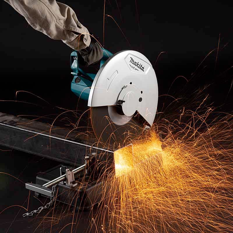 Makita 355mm / 14 inch 2200W Portable Cut-Off, M2403B