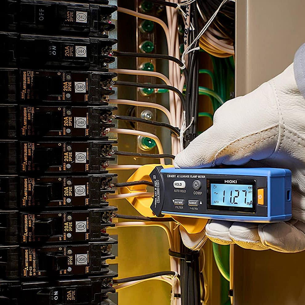 Hioki 0.60 mA - 600.0A AC Leakage Clamp Meter, CM4001
