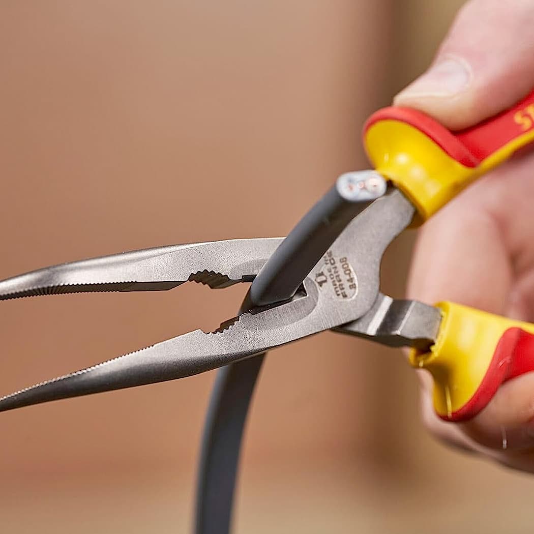 Stanley 8 inch / 200 mm VDE Bent Nose Pliers, 84-008