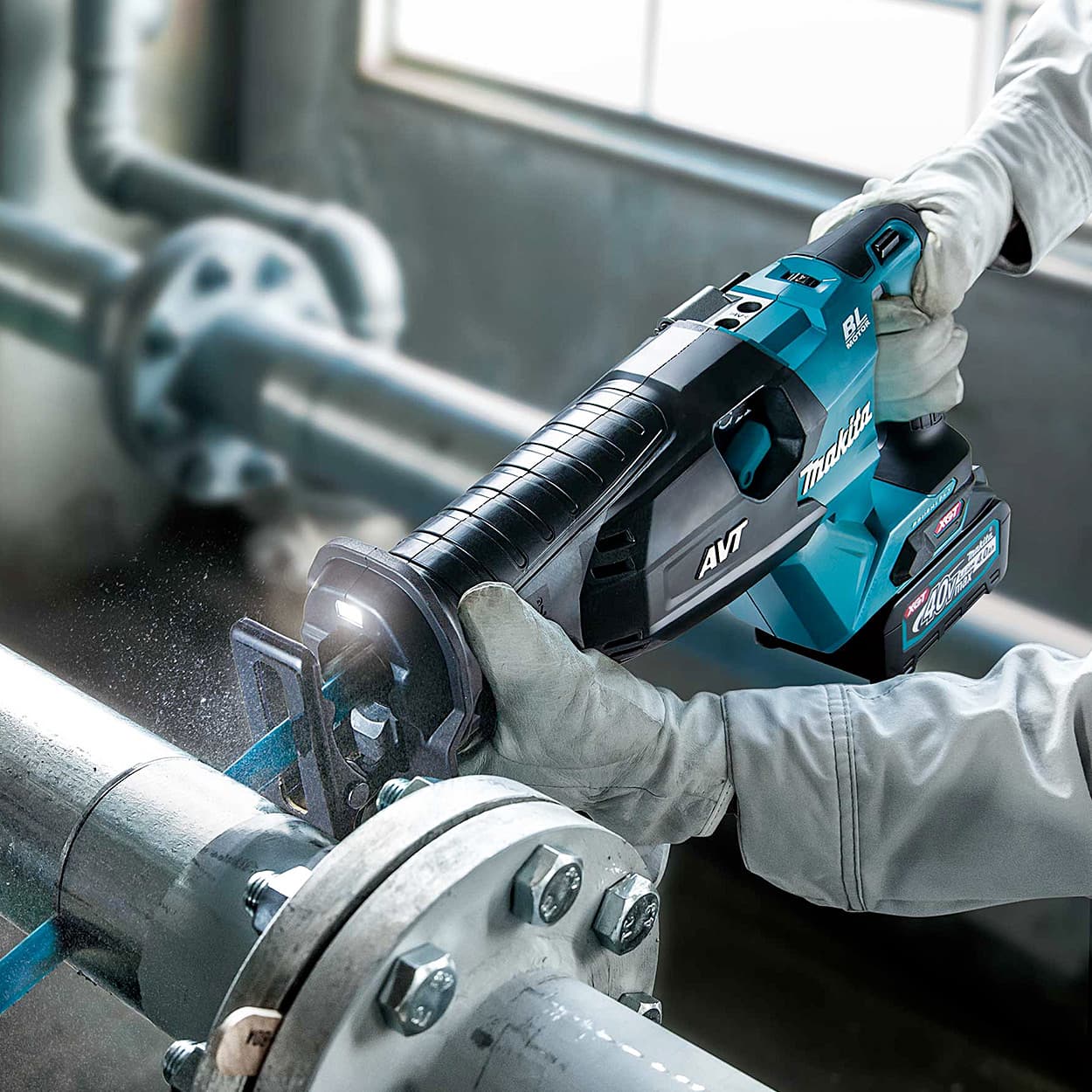 Makita 40Vmax XGT BL 32 mm (1-1/4") Cordless Reciprocating Saw (Bare Tool), JR002GZ