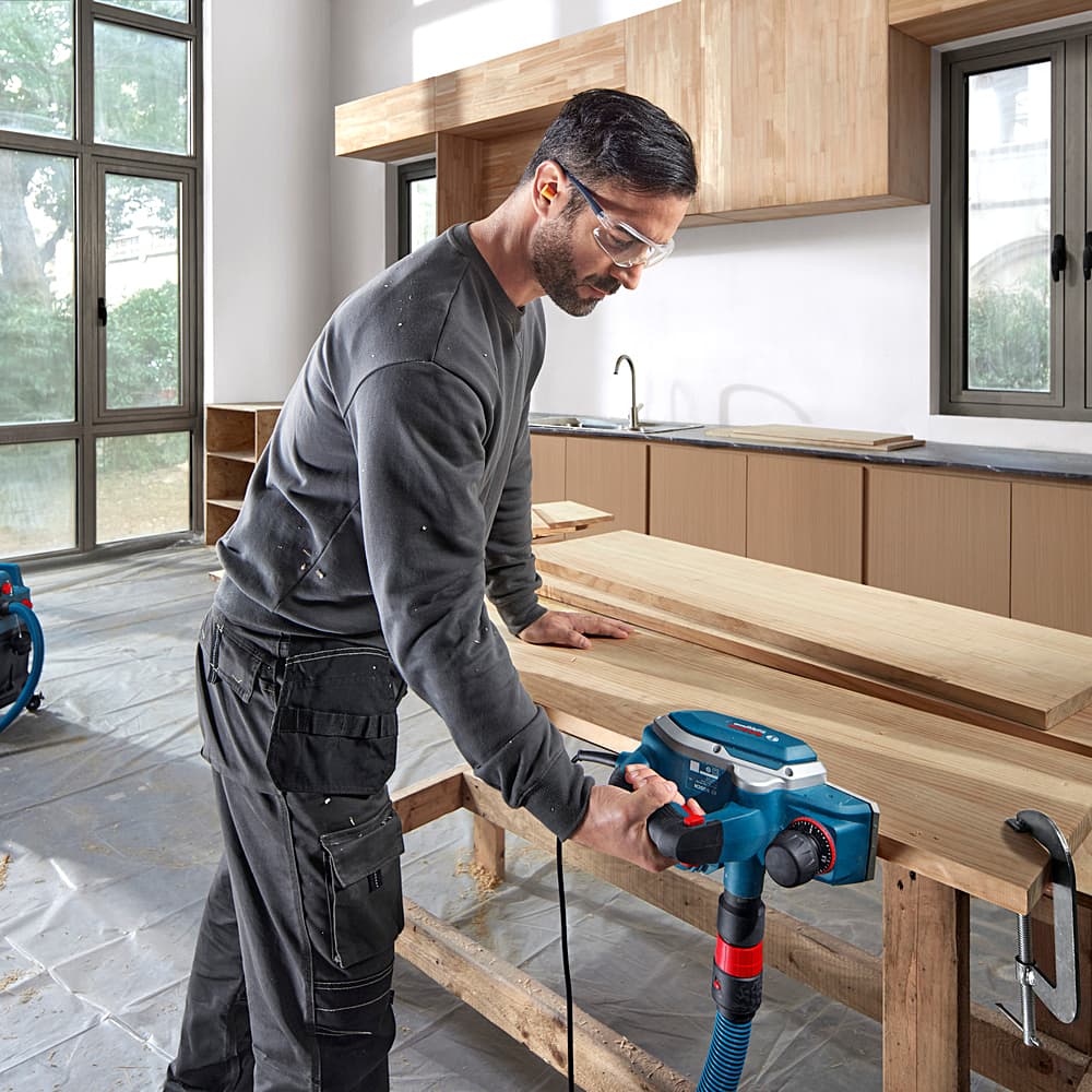Bosch 0 - 1.6 mm 600W Professional Planer, GHO 16-82