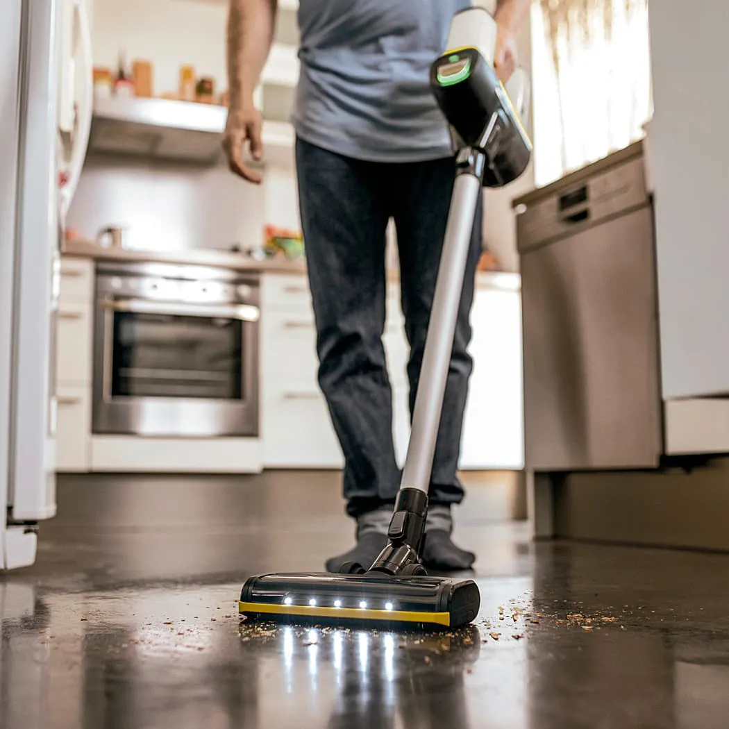 Karcher 25.2V / 2.5 Ah Li-ion Cordless Premium OurFamily Vacuum Cleaner (VC6), 1.198-680.0