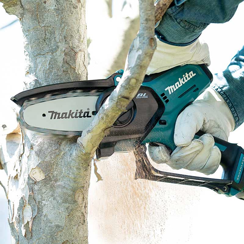 Makita 12Vmax CXT BL 100 mm (4") Cordless Pruning Saw with Charger & 1 Pcs 2.0 Ah Battery, UC100DWA