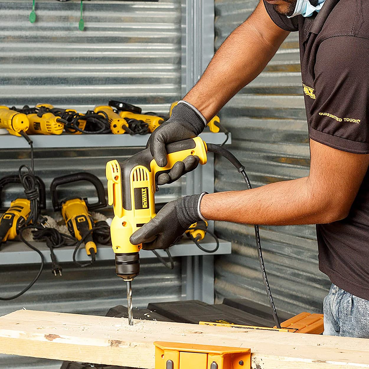 Dewalt 701W 10mm Rotary Drill Machine with Keyless Chuck & 10.9Nm Torque, DWD112S-B5
