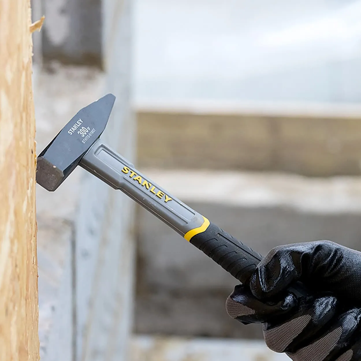 Stanley 300 Gms Fiberglass Handle Din Hammer, STHT0-51907