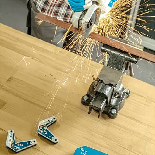 Hogert 197 mm Magnetic Welding Angle (2 Pcs), HT3B665