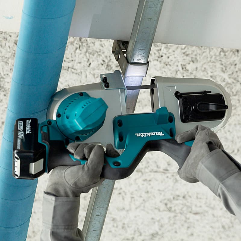Makita 18V LXT Li-Ion Cordless Portable Band Saw with Rapid Charger & 2 Pcs 5.0Ah Batteries, DPB182RTE