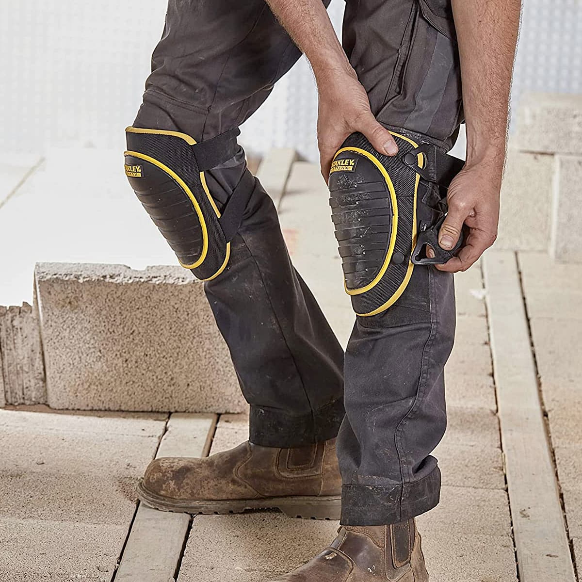 Stanley FatMax Hard Shell Tactical Knee Pads, FMST82961-1