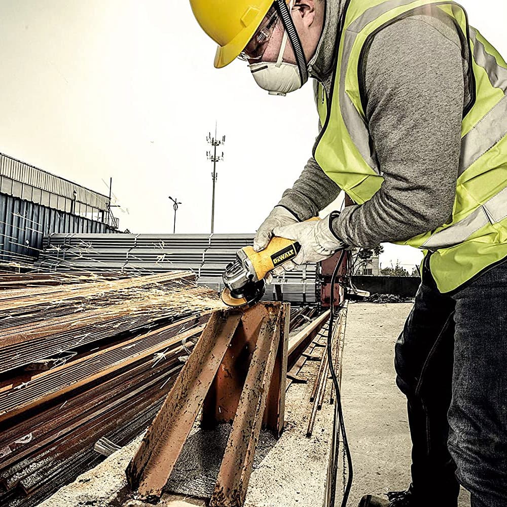 Dewalt 100mm / 4 inch 850W Heavy Duty Small Angle Grinder (With Accessories), DW801-IN01-PRM