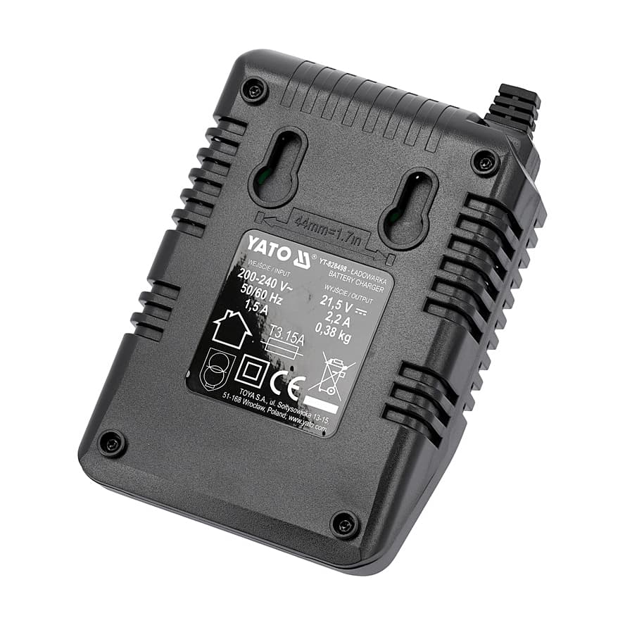 Yato 18V / 2.2A Battery Charger, YT-828498
