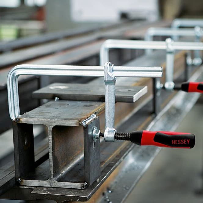 Bessey 160 mm All-Steel Screw Clamp with 2-component Plastic Handle, GZ16-2K