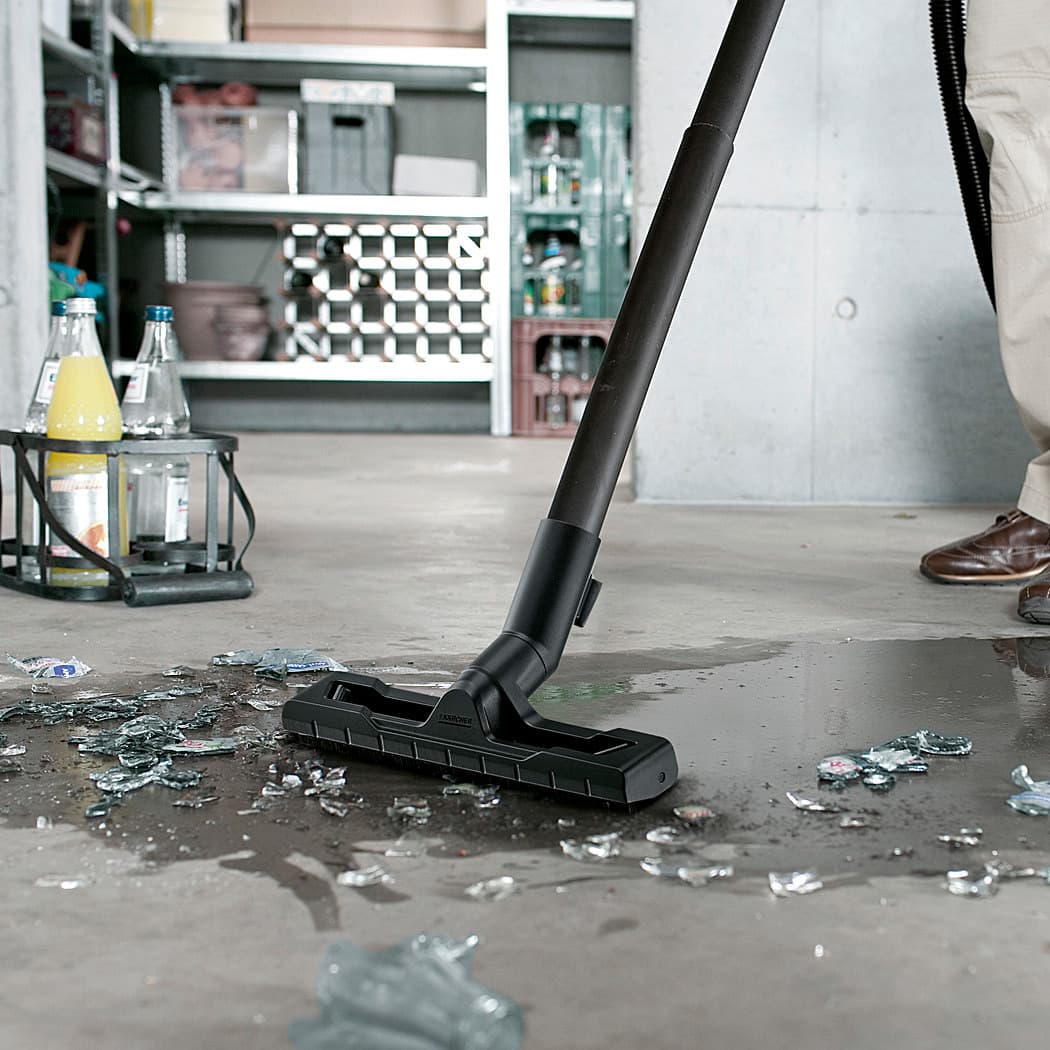 Karcher 17 Litre / 1000W WD3 Multi-Purpose Vacuum Cleaner, 1.629-820.0