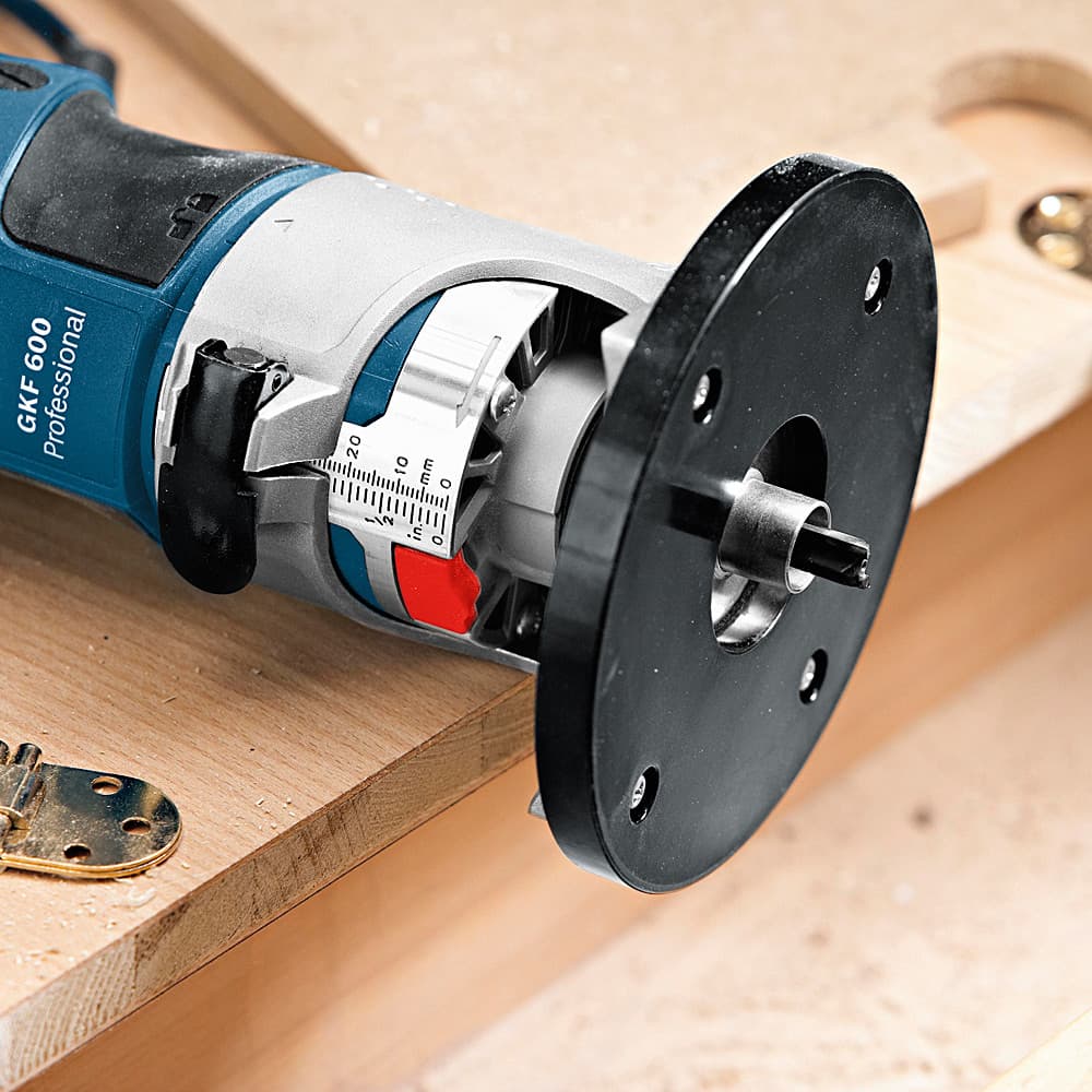 Bosch 600W Professional Palm Router, GKF 600