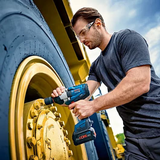 Bosch 18V / 3/4 Inch Sq. Drive Cordless Brushless Professional Impact Wrench (Bare Tool), GDS 18V-1600 HC
