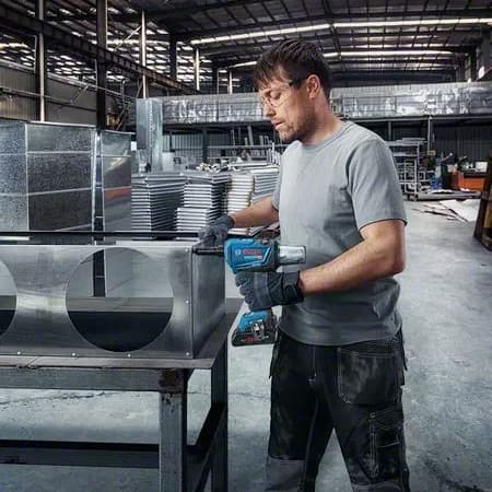 Bosch 3 - 6.4 mm Brushless Cordless Professional Rivet Gun (Bare Tool), GRG 18V-16 C