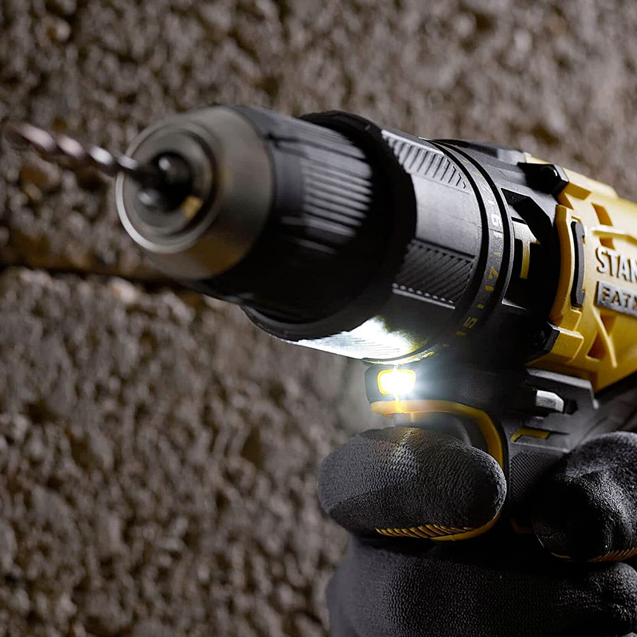 Stanley 20V / 2.0 Ah / 13 mm Cordless Brushed Hammer Drill With 100 Pcs Accessories Kit (2 Batteries & Charger Included) (FATMAX), SCD711D2KA