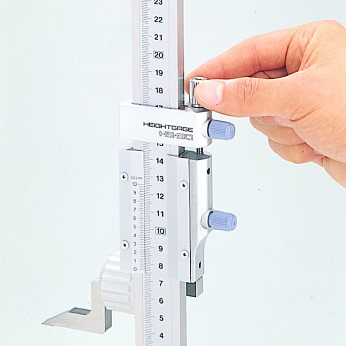 Mitutoyo 450 mm Vernier Height Gauge With Adjustable Main Scale, 514-104