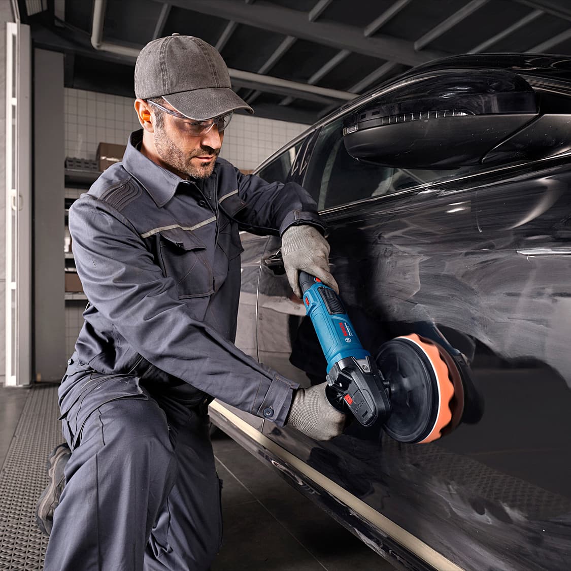 Bosch 180 mm 1100W Professional Polisher, GPO 11-180 S