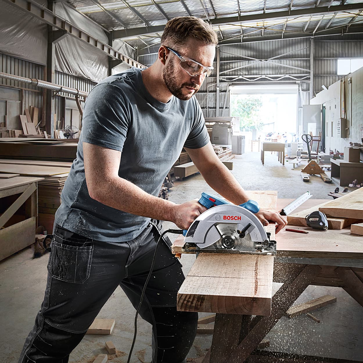 Bosch 184mm 1300W Professional Hand-Held Circular Saw, GKS 130