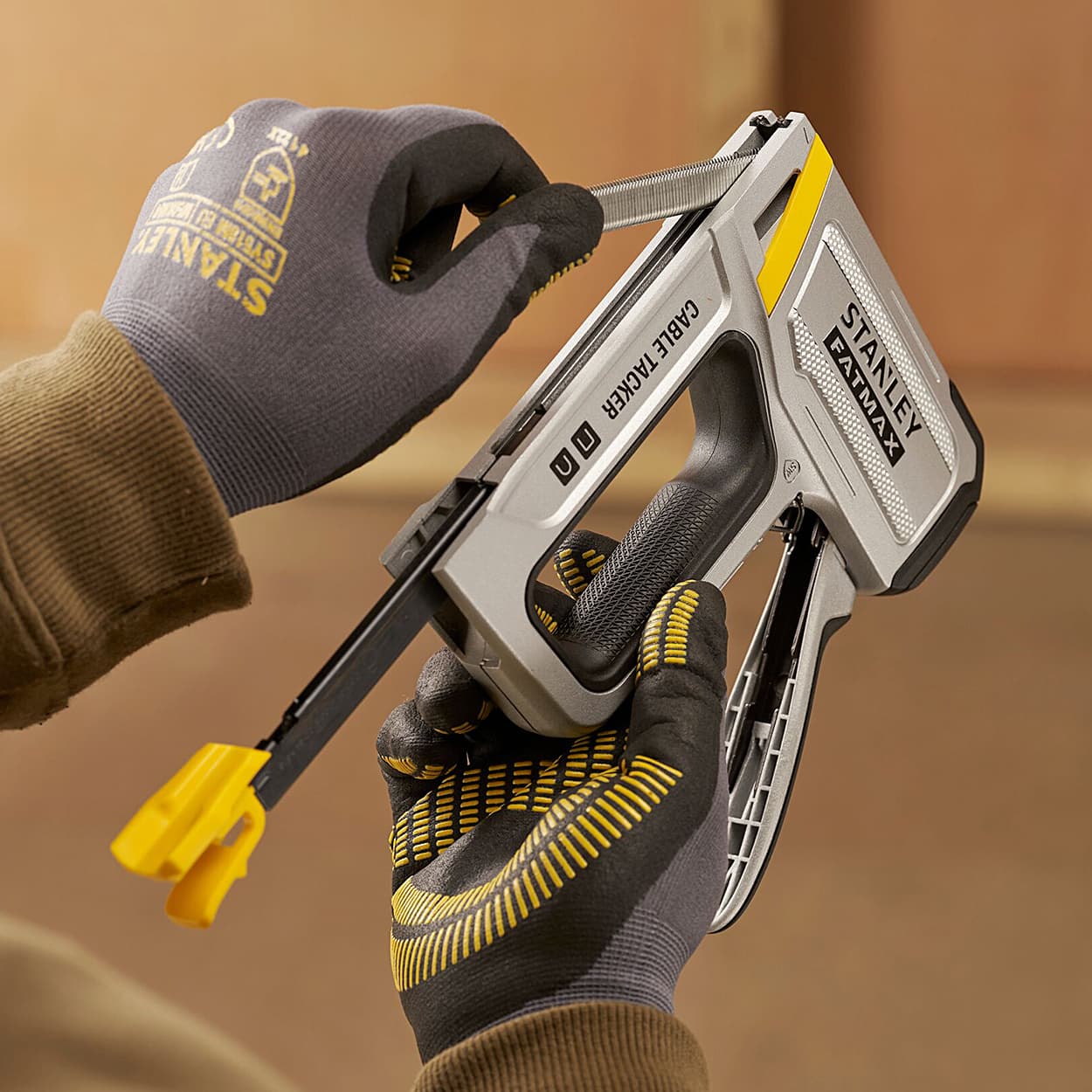 Stanley 170 mm Fatmax Heavy Duty Staple Gun, FMHT70100-0
