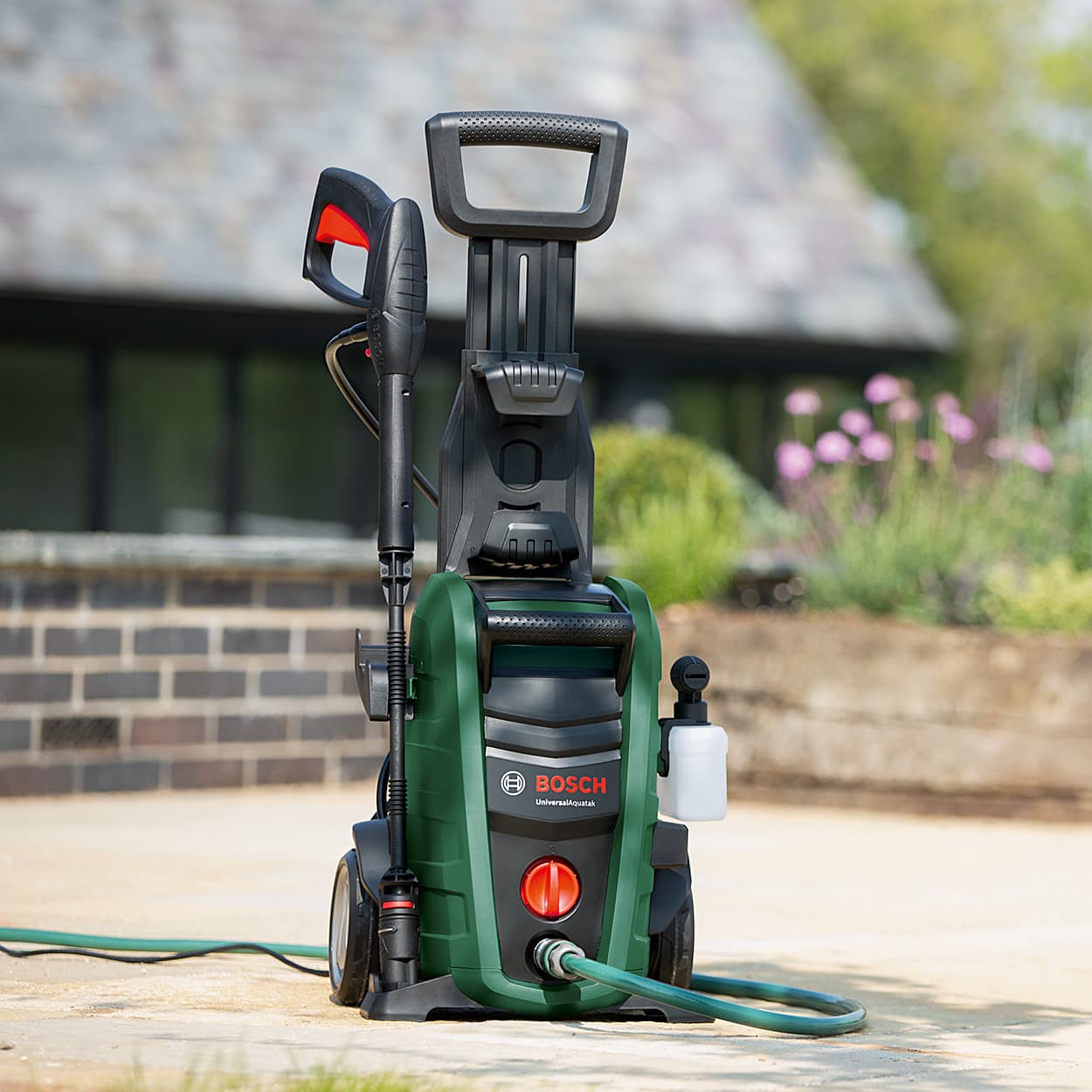 Bosch Universal Aquatak 130 1700W / 130 Bar High-Pressure Washer With High Pressure Gun