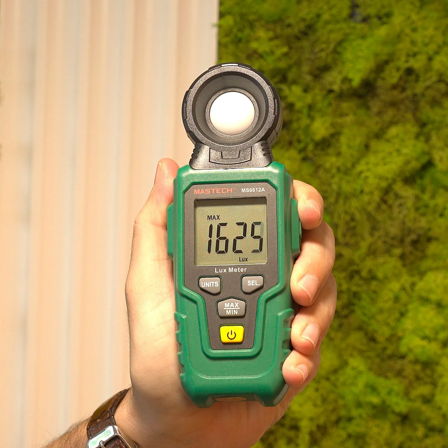Mastech 0 - 200000 Lux / 0 - 20000 FC Lux Meter, MS6612A